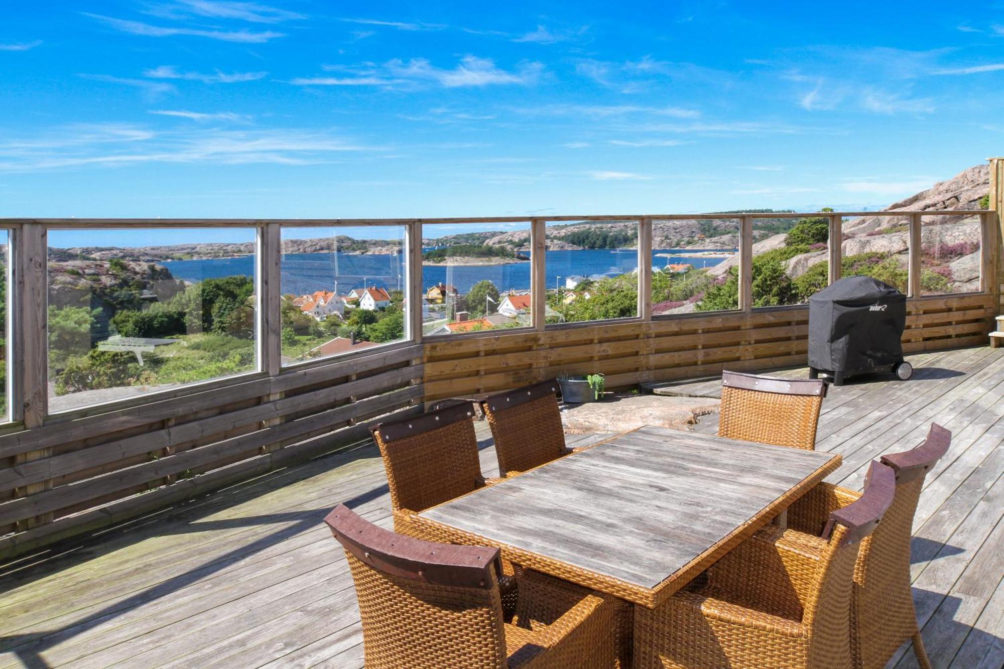 Seafront With Terrific View By Ajf Dream Living Villa Fjallbacka Exterior photo